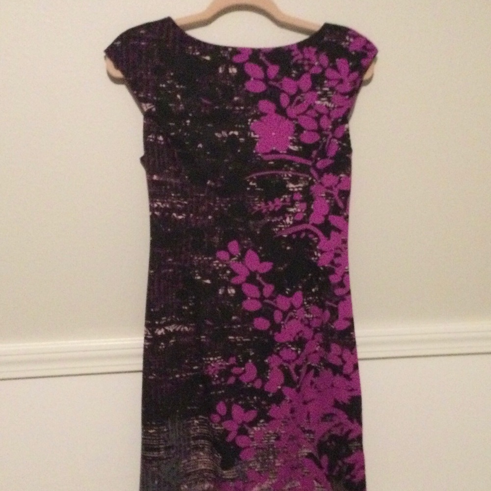 Stunning Tressa Ponte Dress - Picture 13 of 13